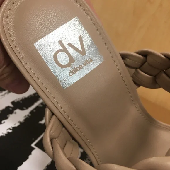 👡Dolce Vita Nude Heel Sandals 👡 - Picture 3 of 9